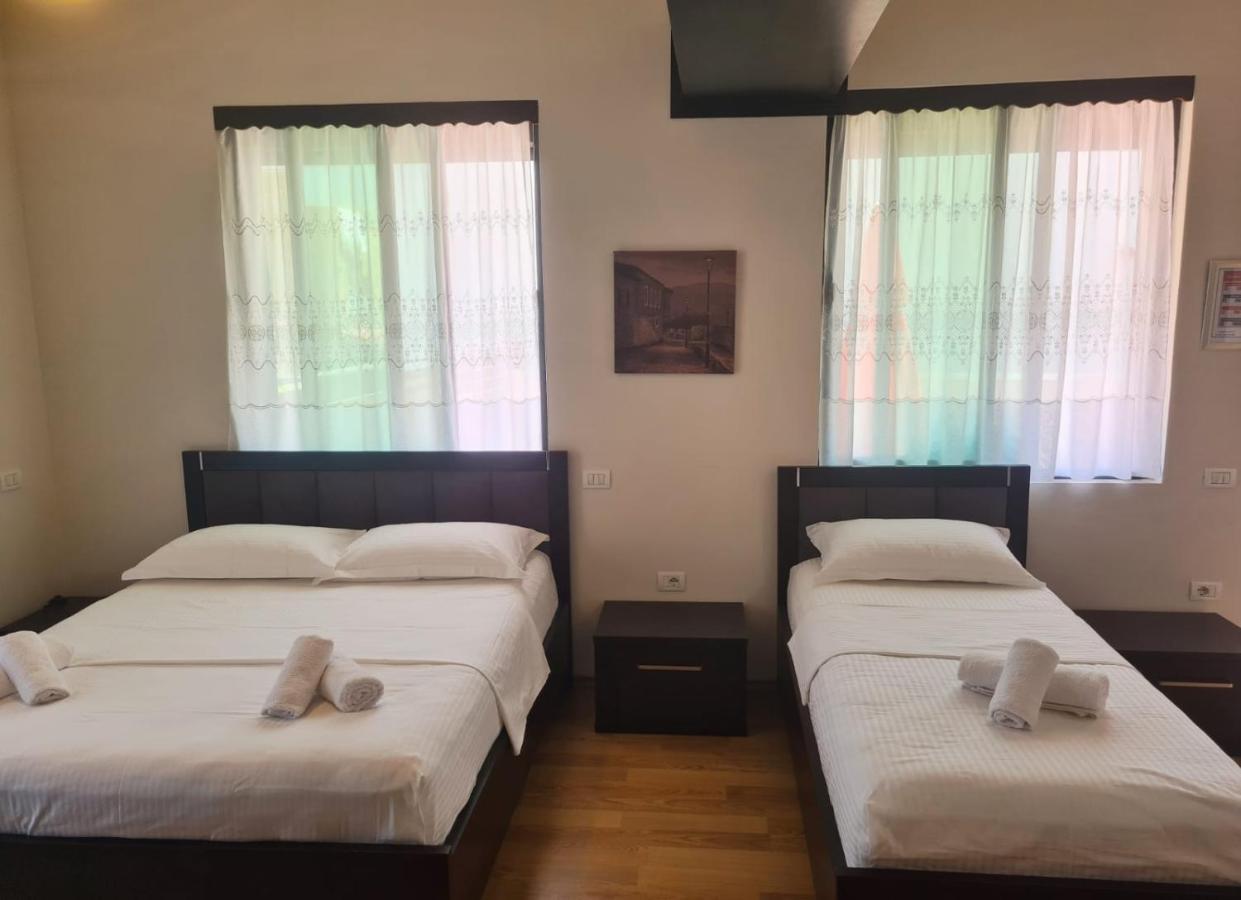 Vila 32 Берат Екстер'єр фото